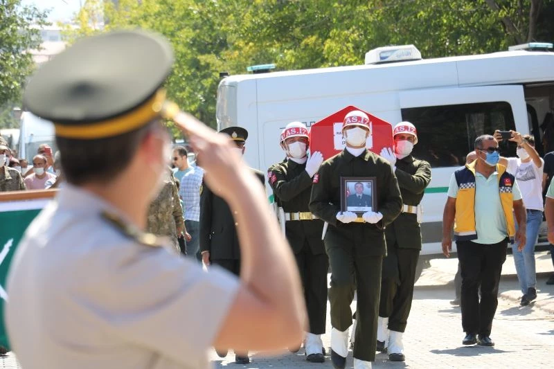 Kahramanmaraş şehidini uğurladı
