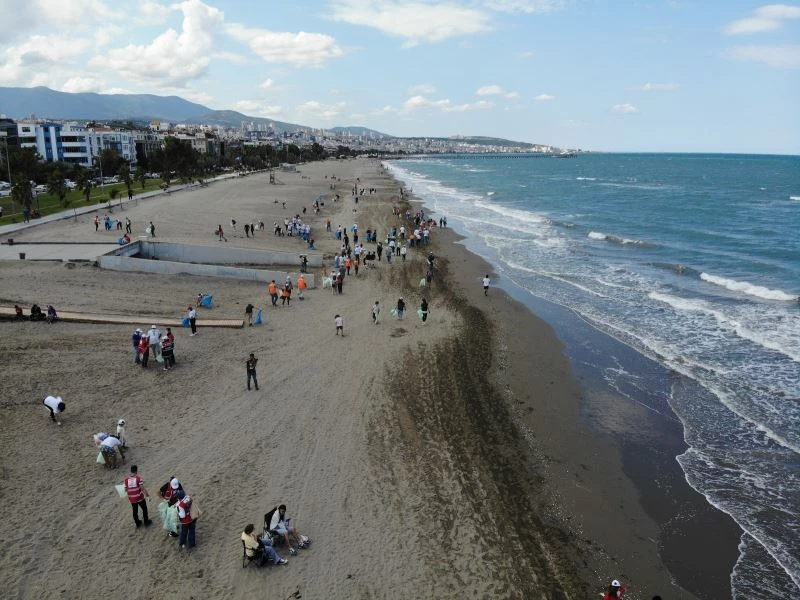 Samsun kıyıları katı atıklardan temizlendi

