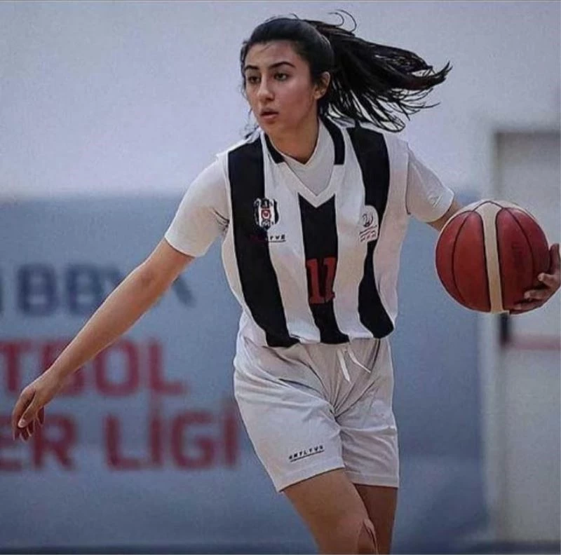 İlayda Budak EBK’da
