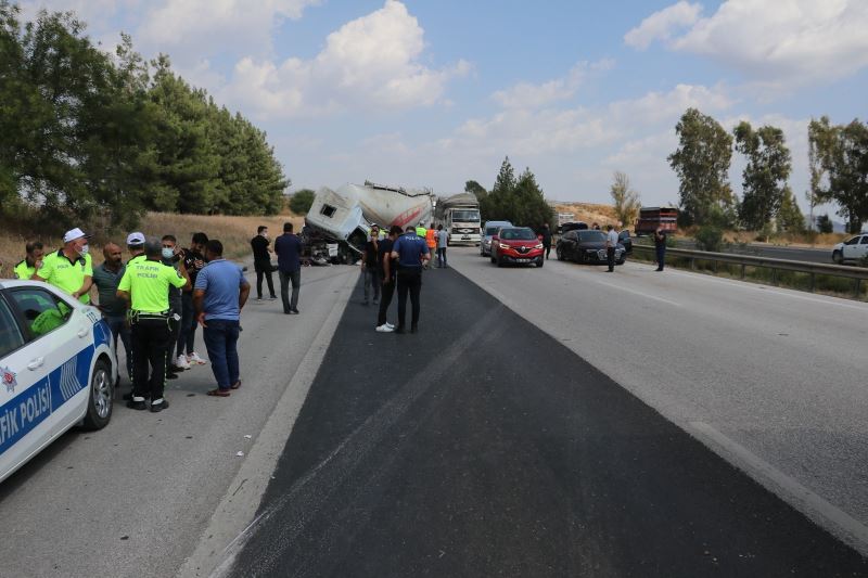 Adana’da otobanda zincirleme trafik kazası: 1 ölü
