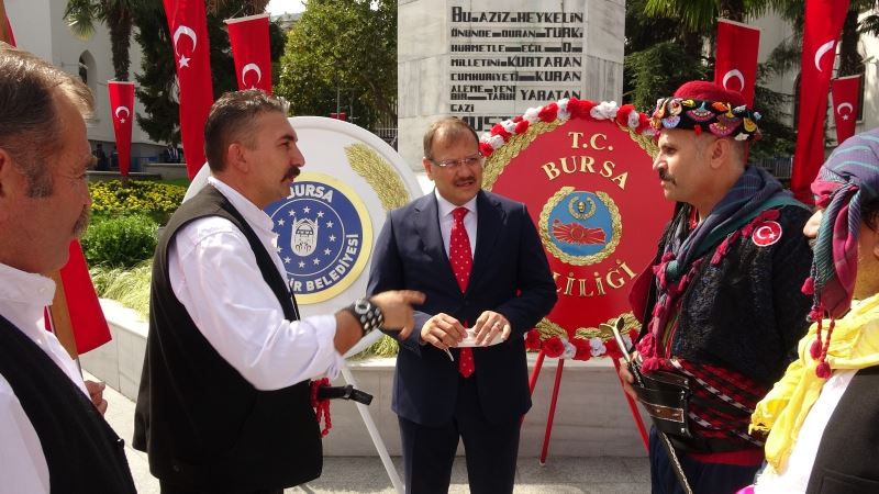 Bursalı efeler, dedelerinin izinden gittiler
