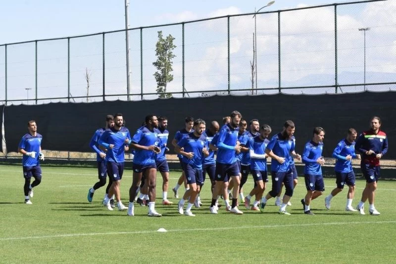 BB Erzurumspor lider karşısında seriyi sürdürme peşinde
