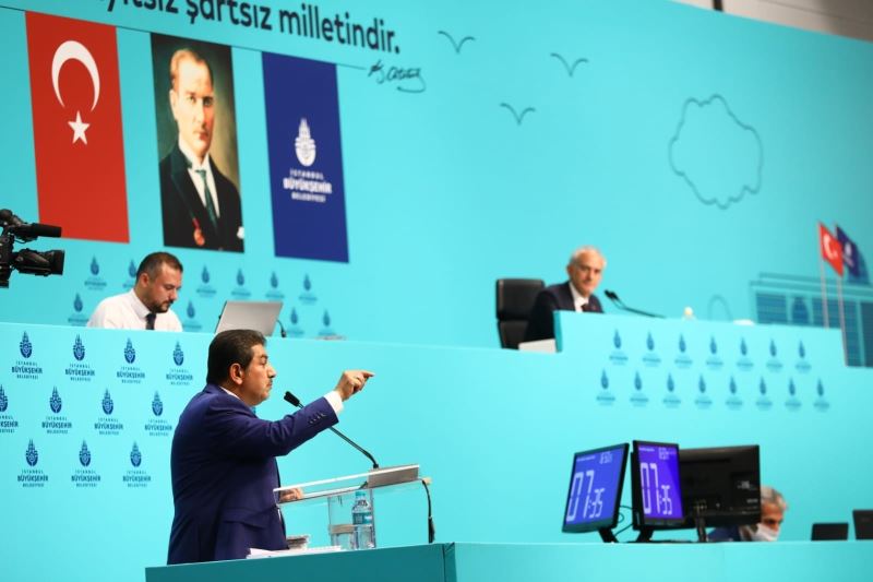 İBB Meclisi AK Parti Grup Başkanvekili Göksu’dan arızalanan otobüslerle ilgili eleştiri
