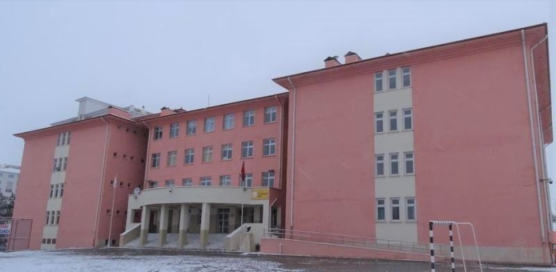 Kütahya’da Fatih Anadolu Lisesi’nde bir sınıf daha karantinaya alındı
