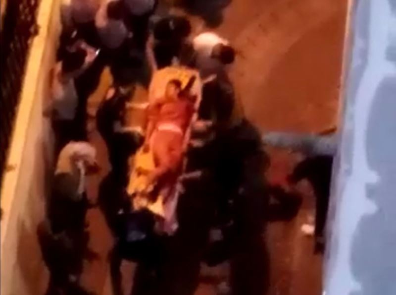 Zeytinburnu’nda sokak ortasında kadın cinayeti
