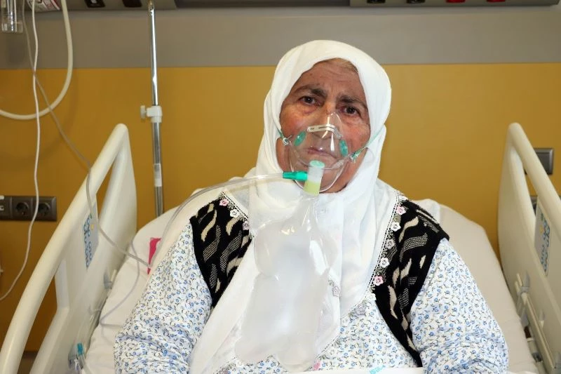 65 yaşındaki kadın aşı yaptırmamanın pişmanlığını yaşıyor
