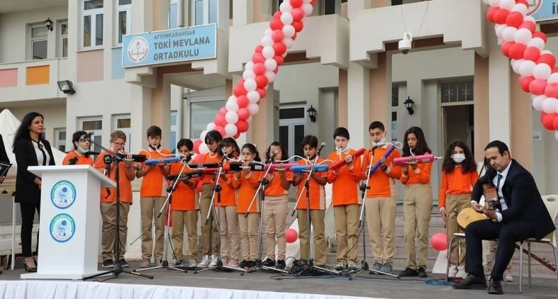 Vali Çiçek: “Afyon, bu yıl eğitim ve öğretimde çok farklı olacak”
