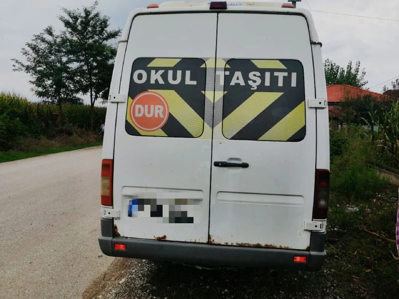 Durdurulan okul servisi muayenesiz ve sigortasız çıktı
