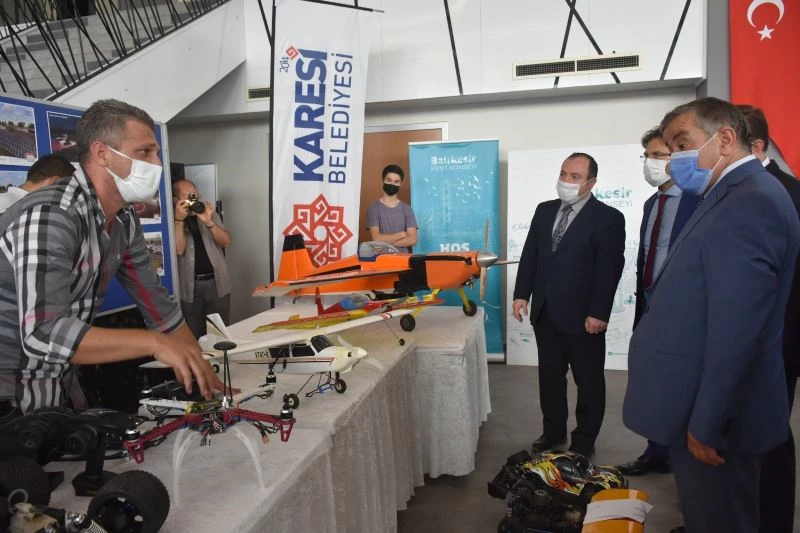 Geleceğin buluşçuları projelerini tanıttılar
