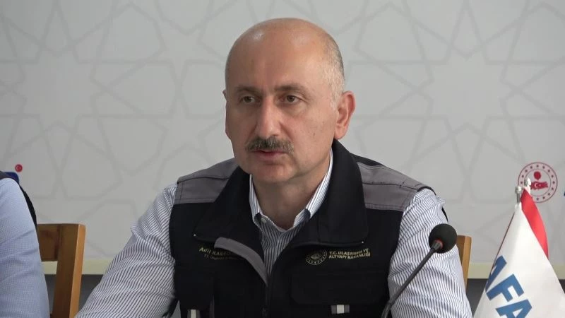 Bakan Karaismailoğlu: “Denizdeki tehlikeyi bertaraf ettik”
