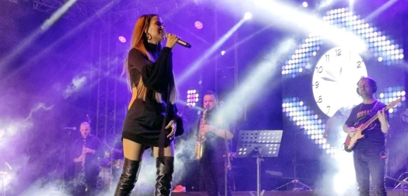 Bandırma’da Derya Uluğ coşkusu
