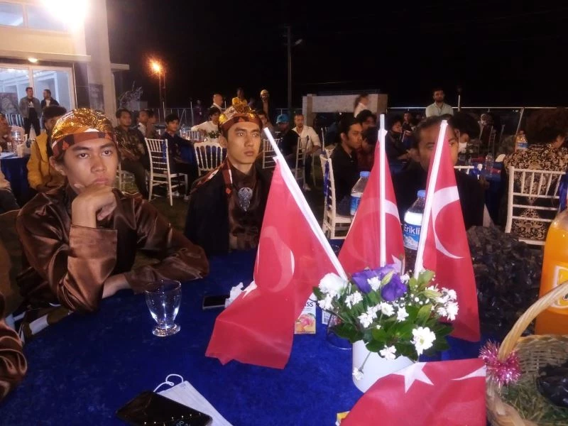 Dünyanın 70 farklı ülkesinden gelip Türkçe öğrendiler
