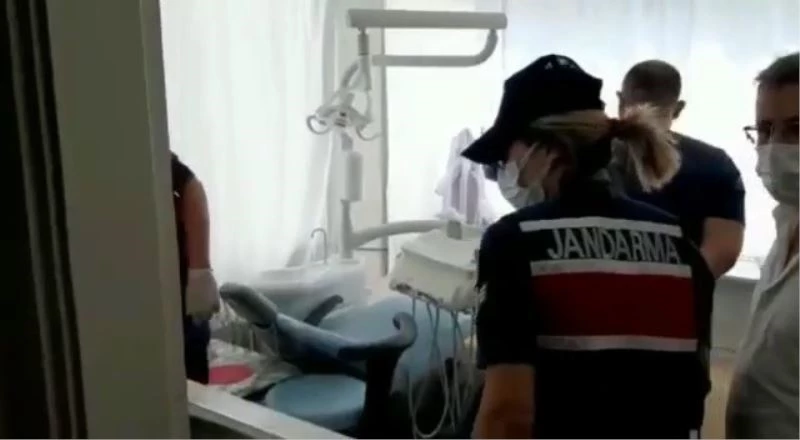 Kendisini dişçi olarak tanıtıp tedavi eden şahsın muayenehanesine operasyon
