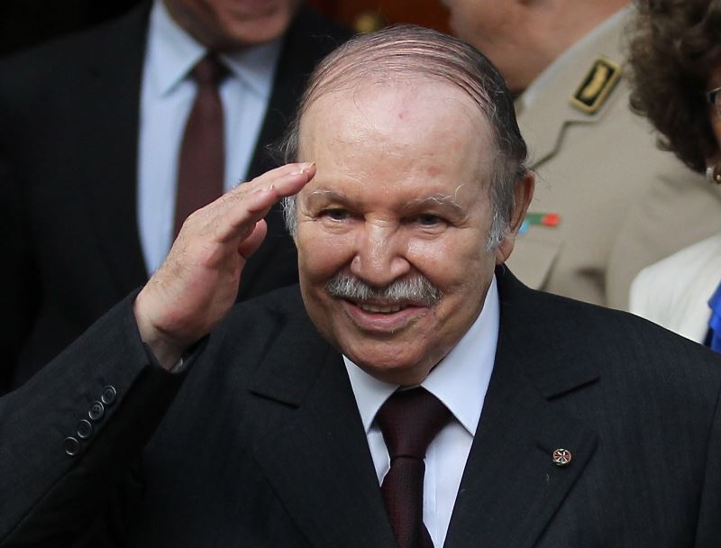 Eski Cezayir Cumhurbaşkanı Bouteflika hayatını kaybetti
