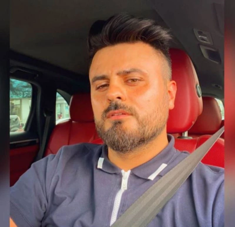 Evlilik yıldönümlerini kutlamaya giderken kazada hayatlarını kaybettiler
