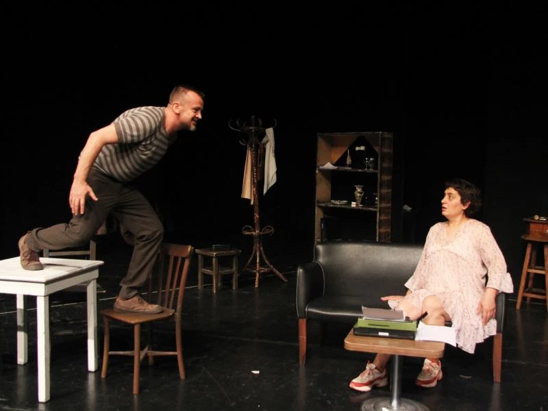 ‘Sırça Kümes’ Bursalı sanatseverlerle buluşuyor
