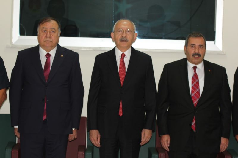 CHP Lideri Kılıçdaroğlu, Nevşehir’de iş adamları ile buluştu
