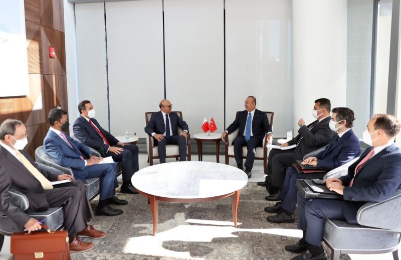 Çavuşoğlu, Bahreyn Dışişleri Bakanı Al Zayani ile görüştü

