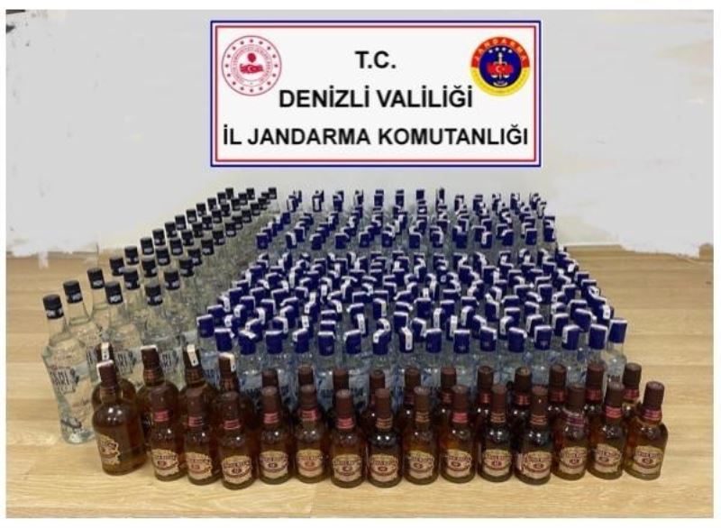 Jandarma bir evde 338 şişe alkol ele geçirdi
