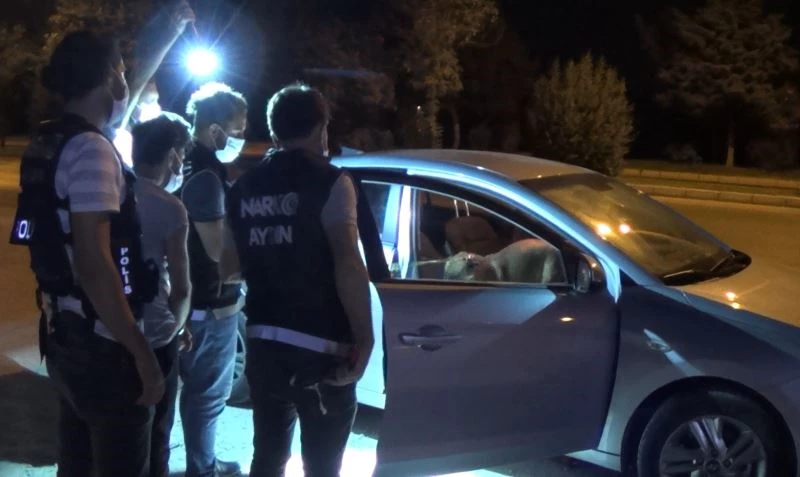 Kendisine basın mensubu süsü verdi ancak gerçek ortaya çıktı