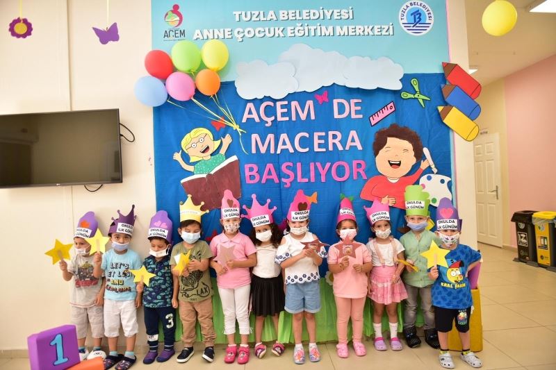 Tuzla Belediyesi Anne Çocuk Eğitim Merkezi’nde ilk ders zili çaldı
