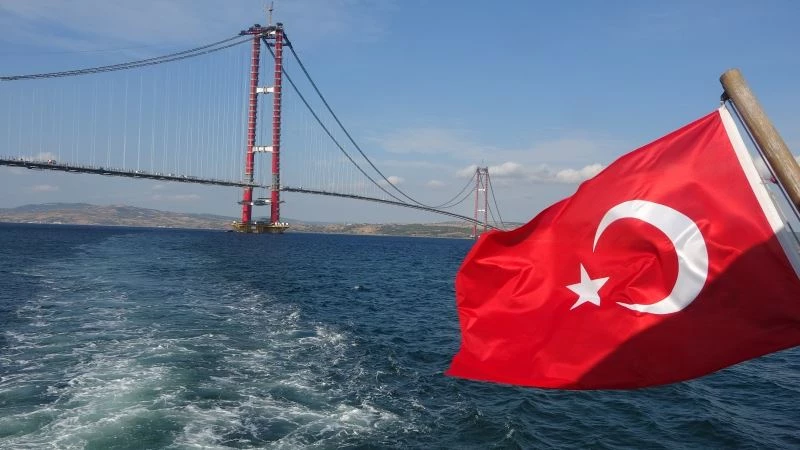 1915 Çanakkale Köprüsü 318 metre yükseklikten görüntülendi
