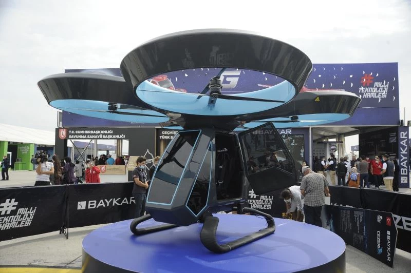 Türkiye’nin ilk uçan arabası Cezeri’ye yoğun ilgi
