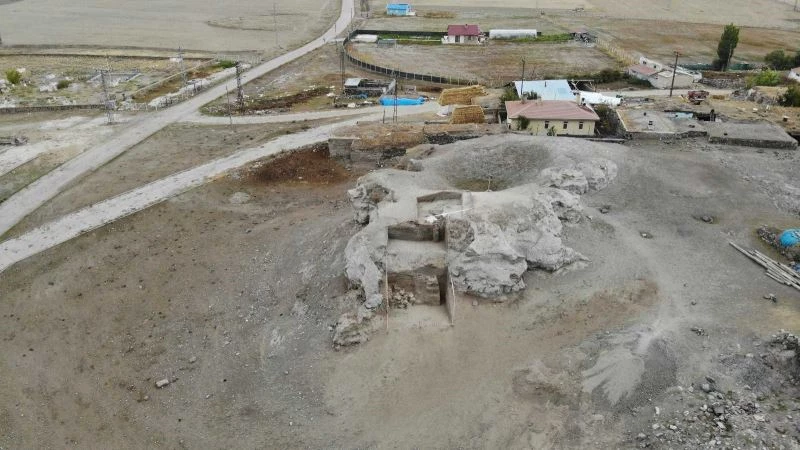 Erzurum’un tarihine ışık tutan 6 bin yıllık höyükte kalıntılara rastlandı
