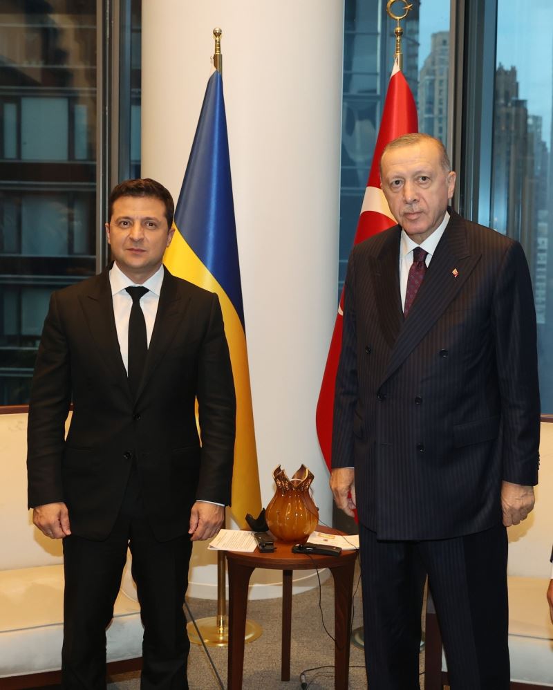 Cumhurbaşkanı Erdoğan, Ukrayna Devlet Başkanı ile görüştü
