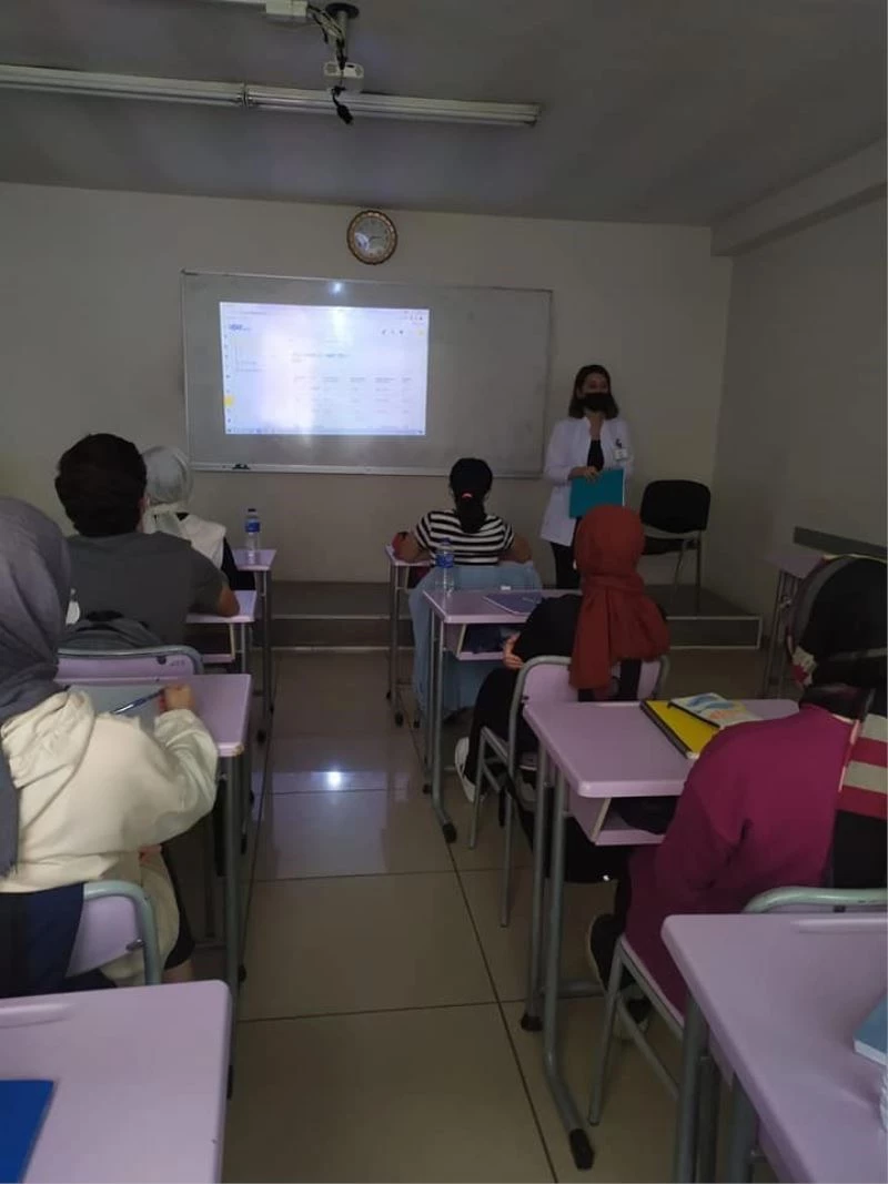 Dijital içerikler öğrencilere tanıtıldı
