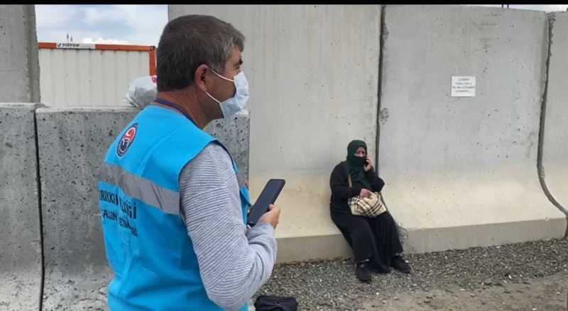 Virüslü kadın biletsiz bindiği otobüste seyahat ederken yakalandı
