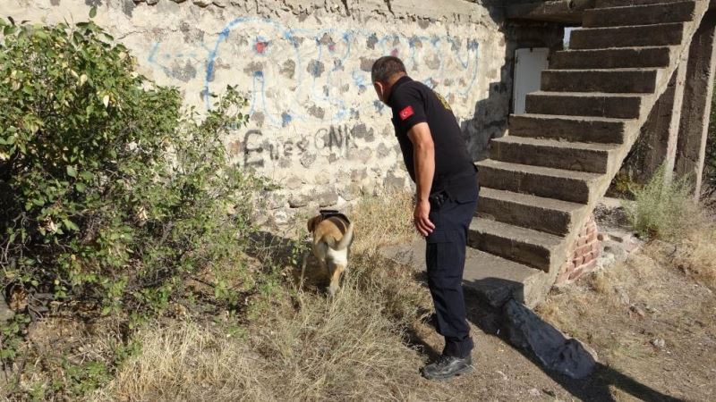 Kayseri Narkotik uyuşturucu tacirlerine nefes aldırmıyor
