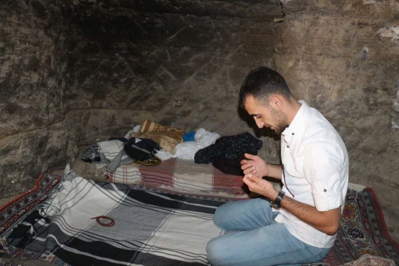 (Özel) Hüseyin Dede Türbesine ziyaretçi akını
