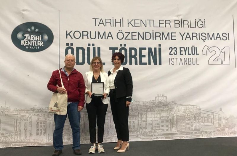 TKB’den Kuşadası Belediyesi’ne “Başarı” Ödülü
