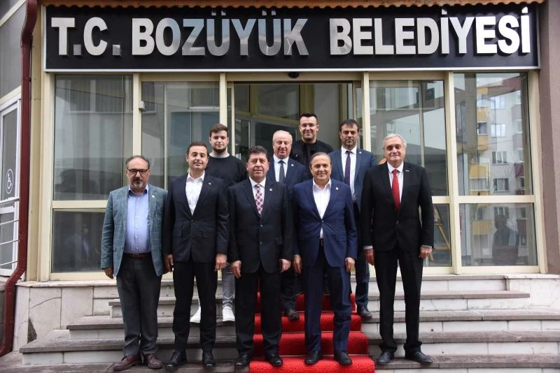 Genel Başkan yardımcılarından Başkan Bakkalcıoğlu’na ziyaret
