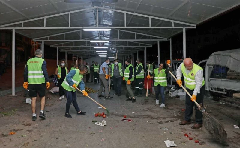 Menteşe’de pazar atıkları gübreye dönüşüyor
