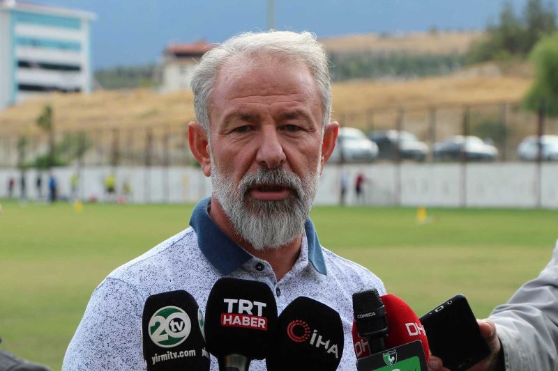 Denizlispor Futbol Şube Sorumlusu Necip İrdem: “5 ile 6 hafta içerisine puan yazmamıştık”
