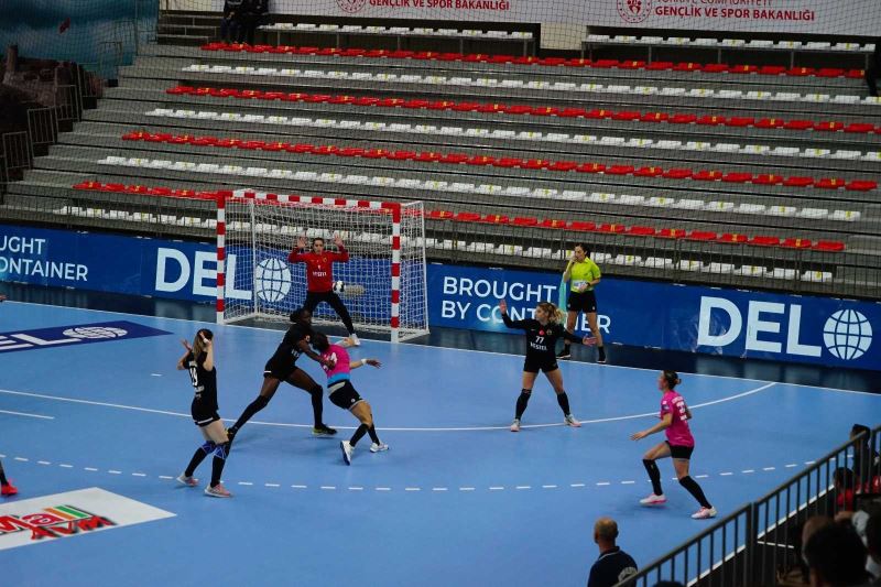 EHF Kadınlar Şampiyonlar Ligi: Kastamonu Belediyespor: 23 - Krim Mercator: 24
