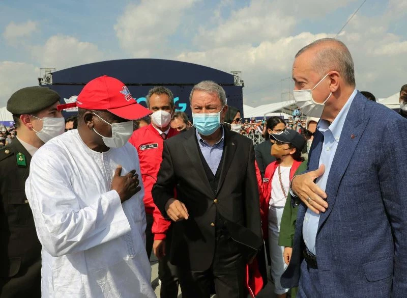 Cumhurbaşkanı Erdoğan: “Gençlerimizin, onları harflerle tanımlayanların fersah fersah ötesinde ufka sahip olduğunu biliyoruz”
