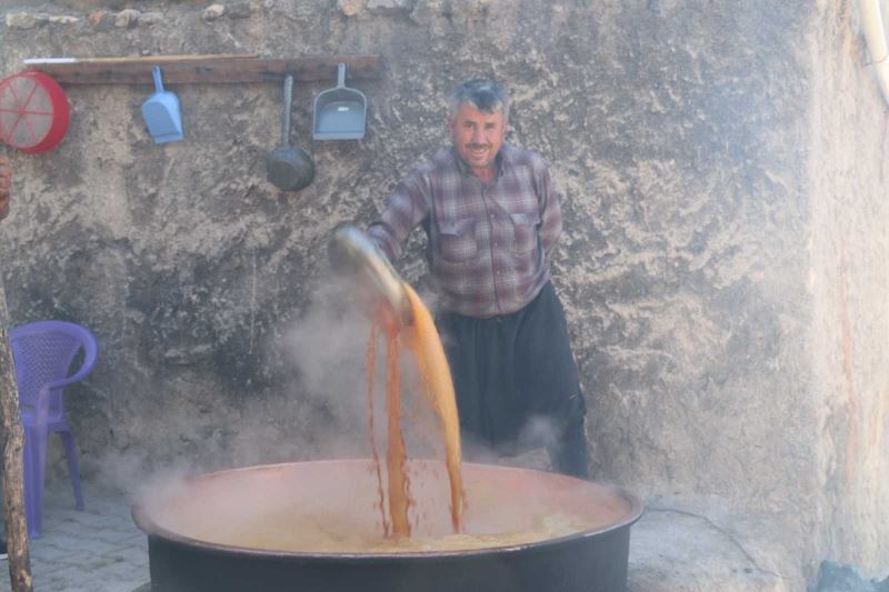 Gaziantep’te üzüm pekmezi mesaisi
