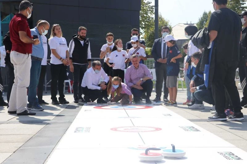 Avrupa Spor Haftası etkinlikleri kent meydanını renklendirdi
