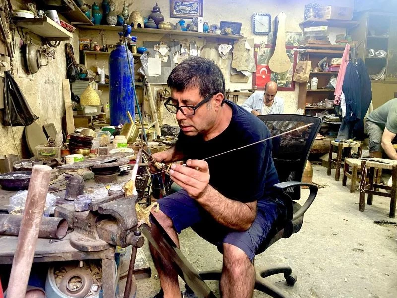 Dededen toruna 3 kuşaktır yaşayan Tombak sanatı