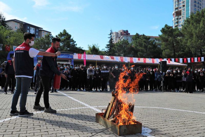 BAŞAKAY’dan Başakşehirli öğrencilere yangın eğitimi
