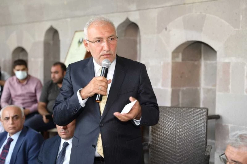 Milletvekili Kahtalı, Eskimalatya’daki deprem konutları için tarih verdi
