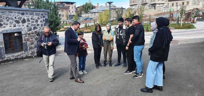 TDED Erzurum Şube Başkanı Ertaş: “Kerem ile Aslı Erzurum’un kültürel değeridir”
