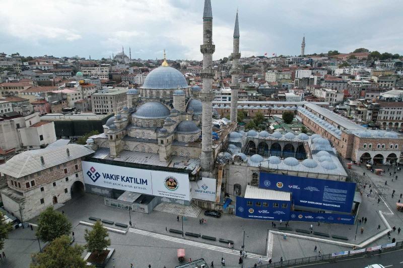 (Özel) Eminönü’ndeki Yeni Cami’de restorasyon çalışmalarının yüzde 85’i tamamlandı
