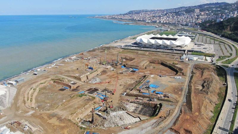 Deniz dolgusuna inşa edilecek Trabzon Şehir Hastanesi için 400 fore kazık çakılacak
