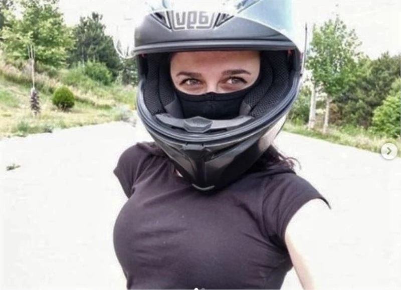 Motosiklet tutkunu Nazlı 70 gündür verdiği yaşam mücadelesini kaybetti
