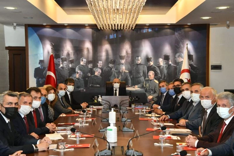 Vali Dağlı: “Şu an sadece kısmi sınıf karantinaları uygulanıyor”
