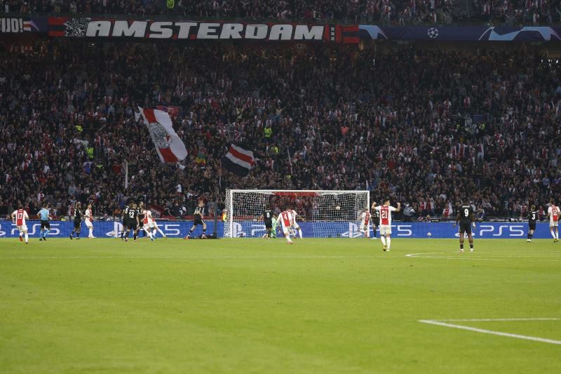 UEFA Şampiyonlar Ligi: Ajax: 1 - Beşiktaş: 0 (Maç devam ediyor)
